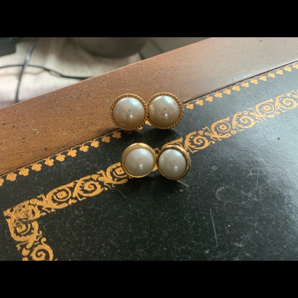 Gold plated pearl earrings